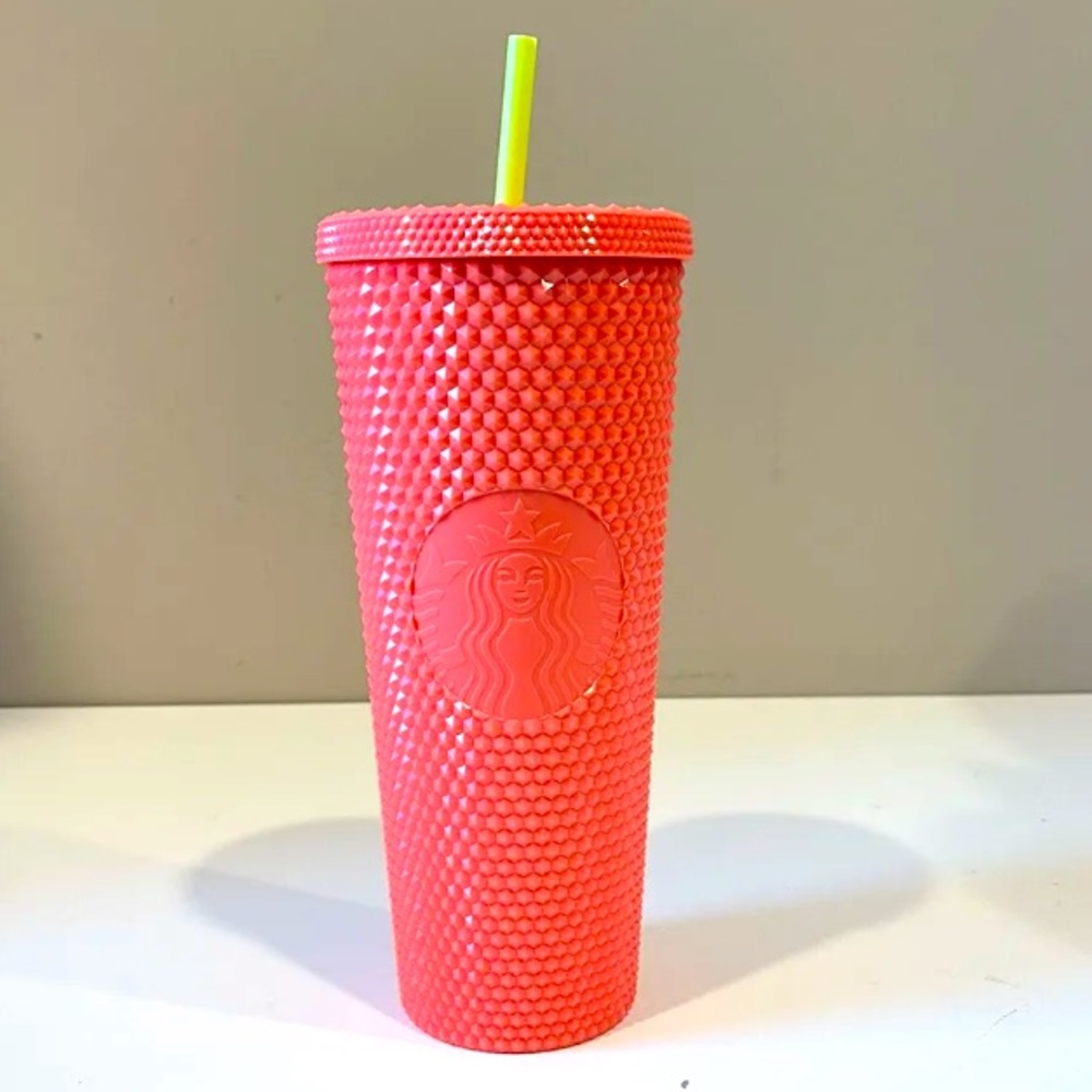 Starbucks 2022 Summer Dragon Fruit 24oz Venti Cold Cup Studded Tumbler NEW